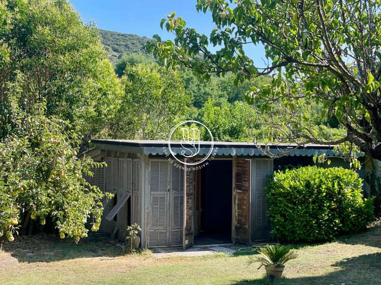Villa Uzès - 6 chambres - 360m²