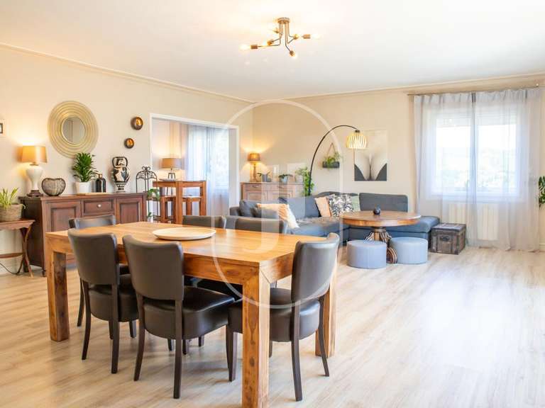 Maison Vacqueyras - 9 chambres - 350m²