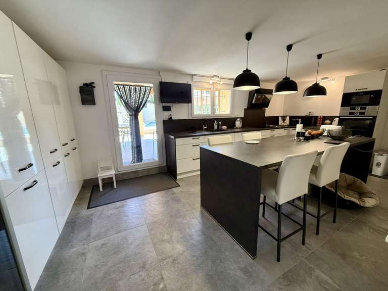 House Vacqueyras - 280m²