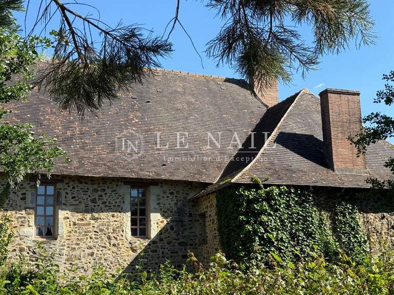 Manoir Vaiges - 4 chambres - 210m²