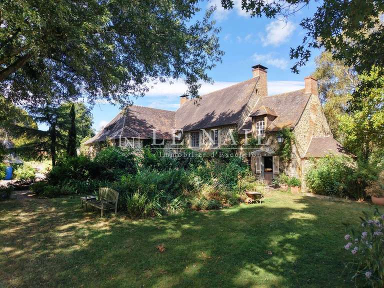 Manoir Vaiges - 4 chambres - 210m²
