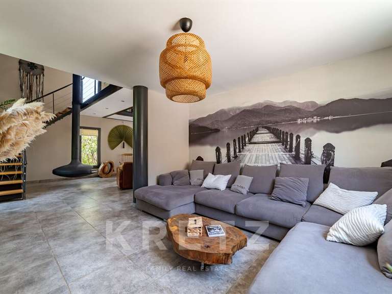 Maison Vailhauquès - 5 chambres - 300m²