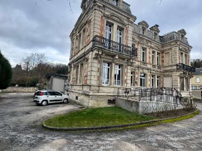 Maison Vailly-sur-Aisne - 457m²