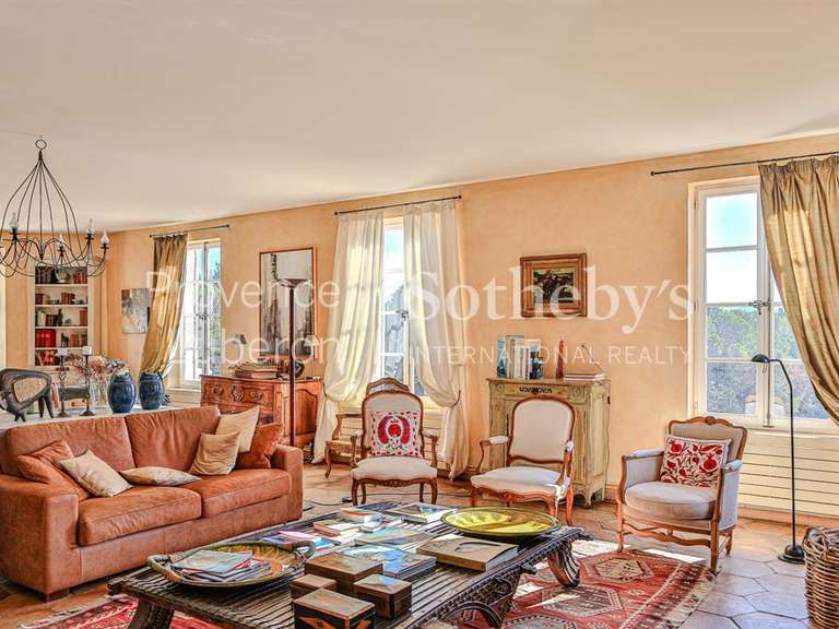 House Vaison-la-Romaine - 8 bedrooms - 700m²
