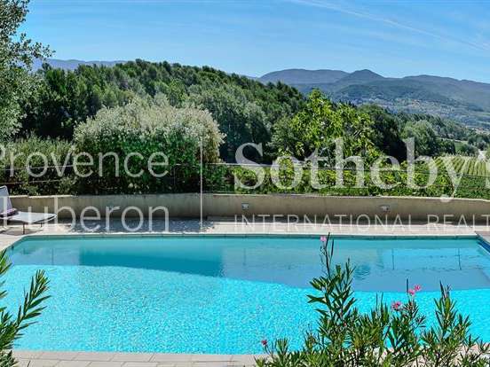 House Vaison-la-Romaine - 8 bedrooms - 700m²