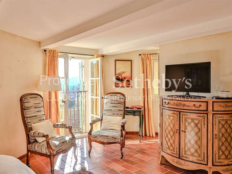 House Vaison-la-Romaine - 8 bedrooms - 700m²