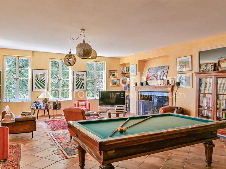 House Vaison-la-Romaine - 8 bedrooms - 700m²