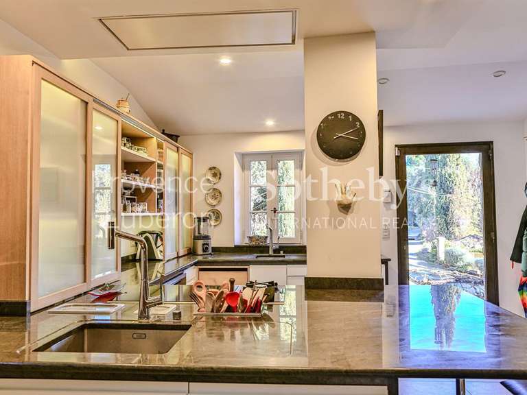 House Vaison-la-Romaine - 8 bedrooms - 700m²