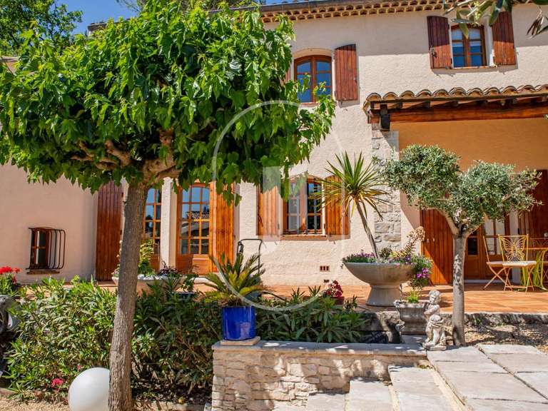 Maison Vaison-la-Romaine - 4 chambres - 243m²
