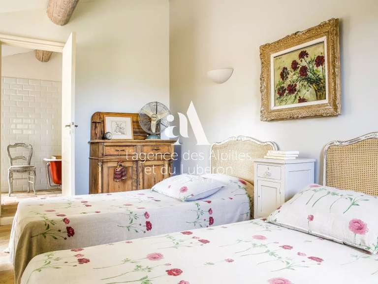 Maison Vaison-la-Romaine - 5 chambres - 10000m²