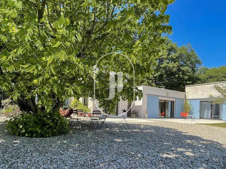 Maison Vaison-la-Romaine - 3 chambres - 181m²