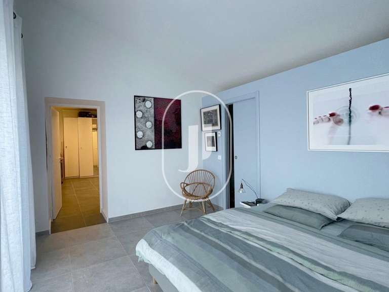 Maison Vaison-la-Romaine - 3 chambres - 181m²