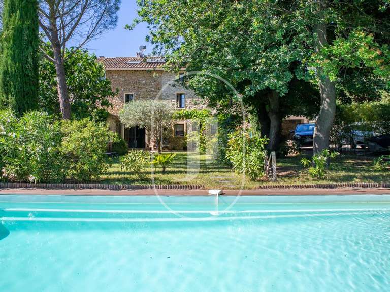 Maison Vaison-la-Romaine - 5 chambres - 207m²