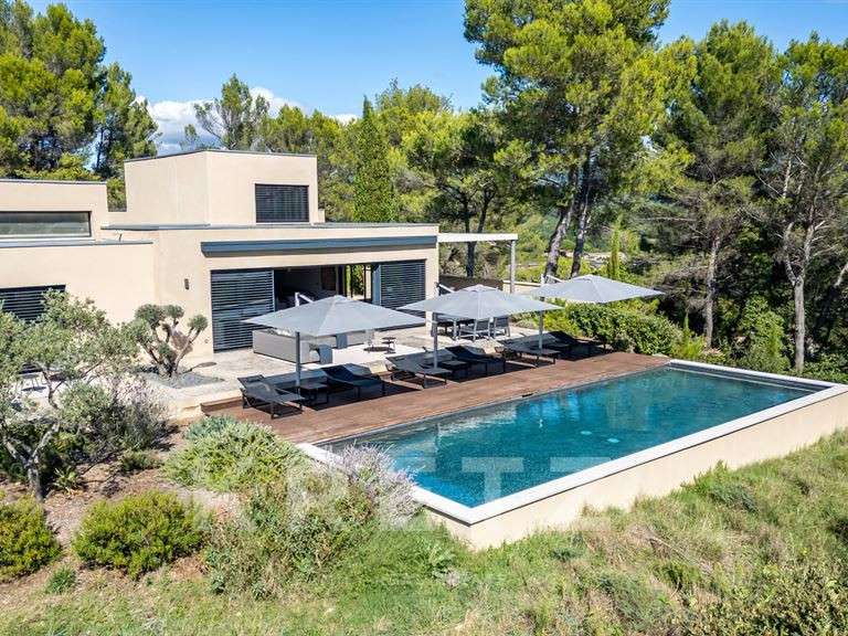 Maison Vaison-la-Romaine - 4 chambres - 250m²