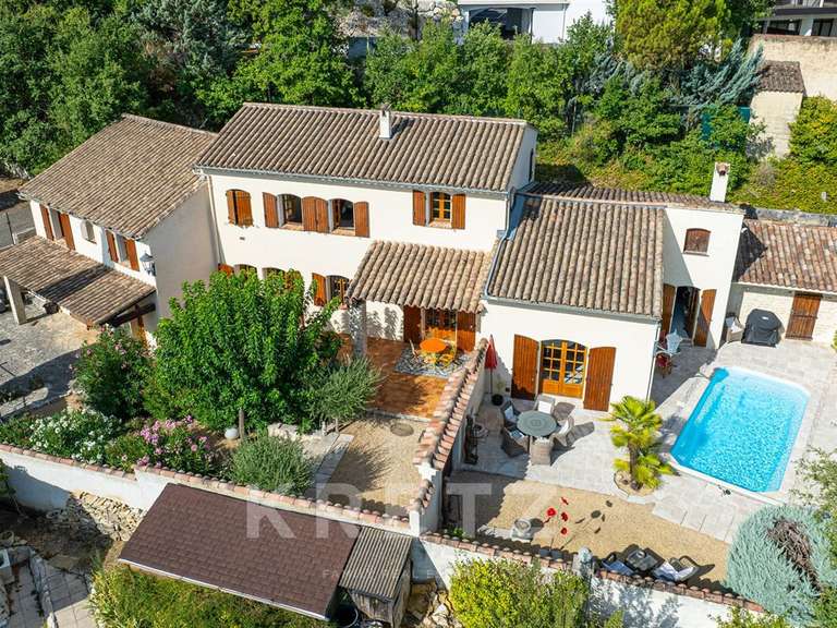 Maison Vaison-la-Romaine - 4 chambres - 248m²