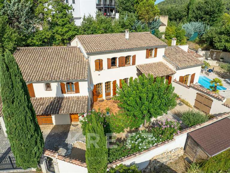 Maison Vaison-la-Romaine - 4 chambres - 248m²
