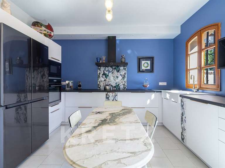 Maison Vaison-la-Romaine - 4 chambres - 248m²