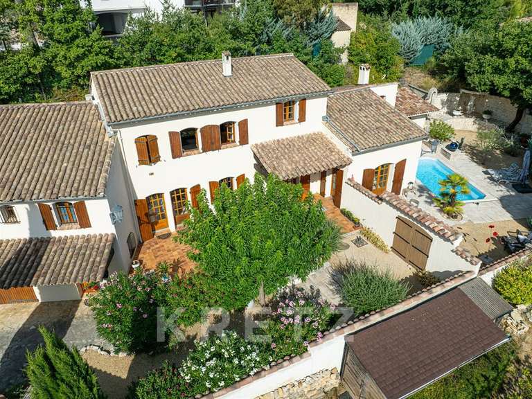 Maison Vaison-la-Romaine - 4 chambres - 248m²