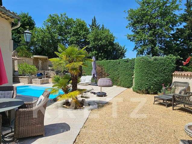 Maison Vaison-la-Romaine - 4 chambres - 248m²