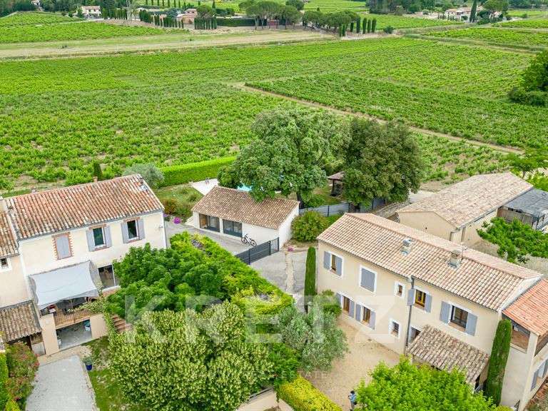 Maison Vaison-la-Romaine - 12 chambres - 477m²