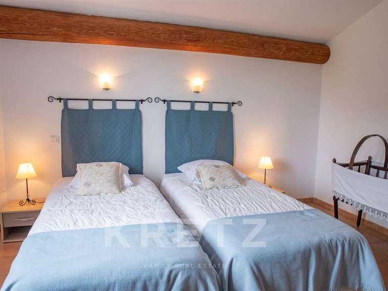 Maison Vaison-la-Romaine - 12 chambres - 477m²