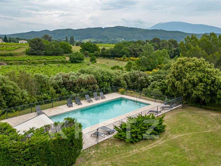 Maison Vaison-la-Romaine - 12 chambres - 477m²