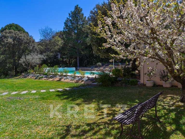 Maison Vaison-la-Romaine - 6 chambres - 240m²