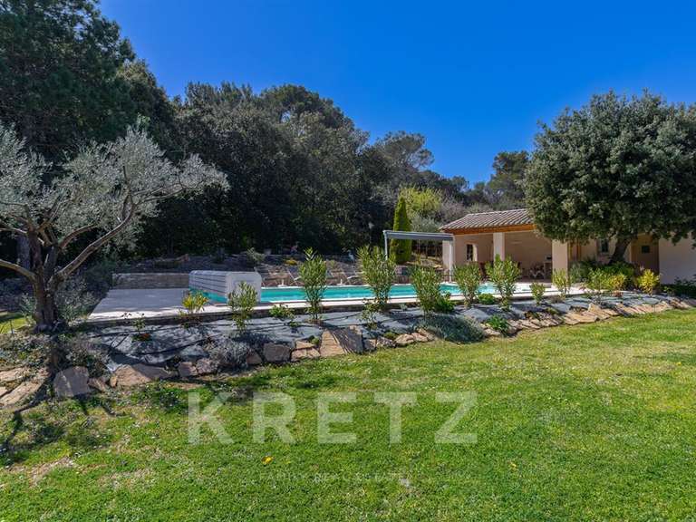 Maison Vaison-la-Romaine - 6 chambres - 240m²