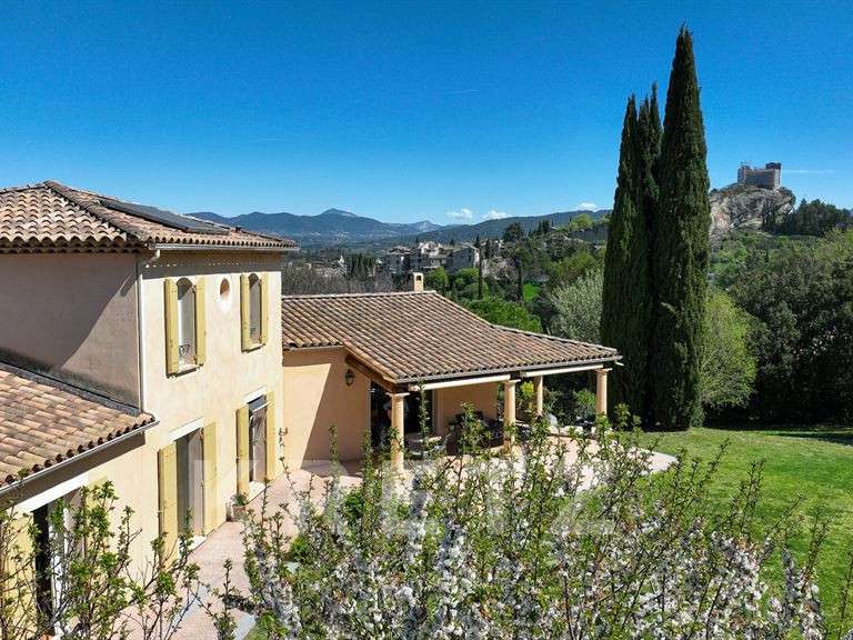 Maison Vaison-la-Romaine - 6 chambres - 240m²