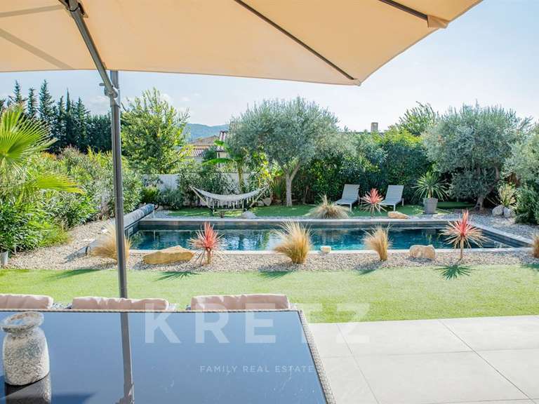 Maison Vaison-la-Romaine - 6 chambres - 198m²