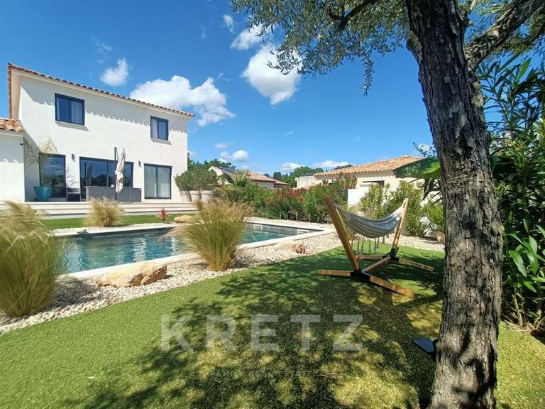 Maison Vaison-la-Romaine - 6 chambres - 198m²