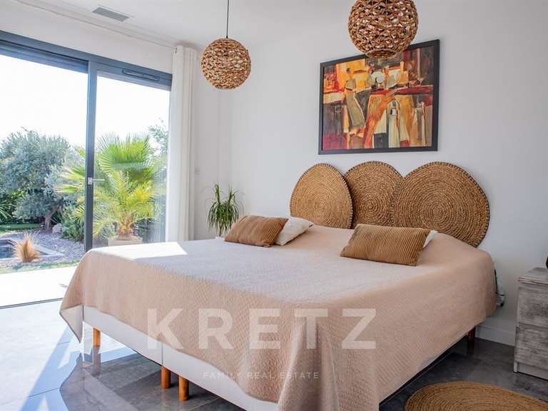 Maison Vaison-la-Romaine - 6 chambres - 198m²