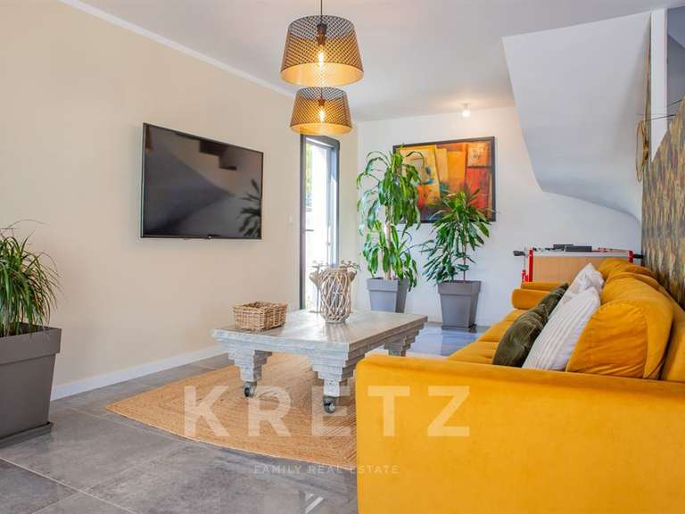 Maison Vaison-la-Romaine - 6 chambres - 198m²