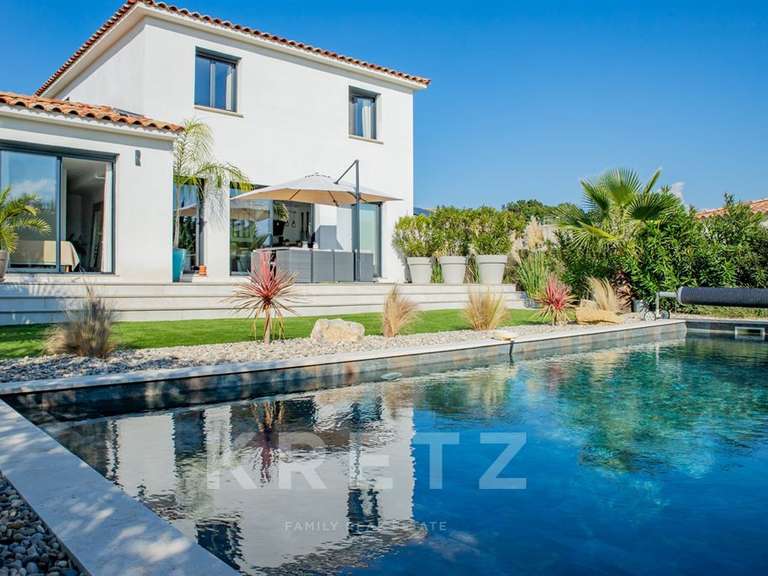 Maison Vaison-la-Romaine - 6 chambres - 198m²