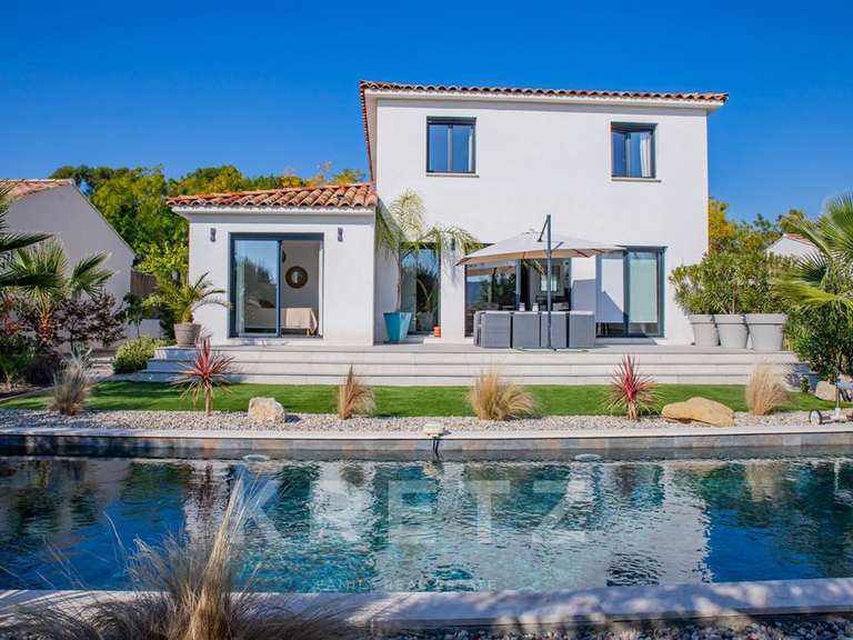 Maison Vaison-la-Romaine - 6 chambres - 198m²