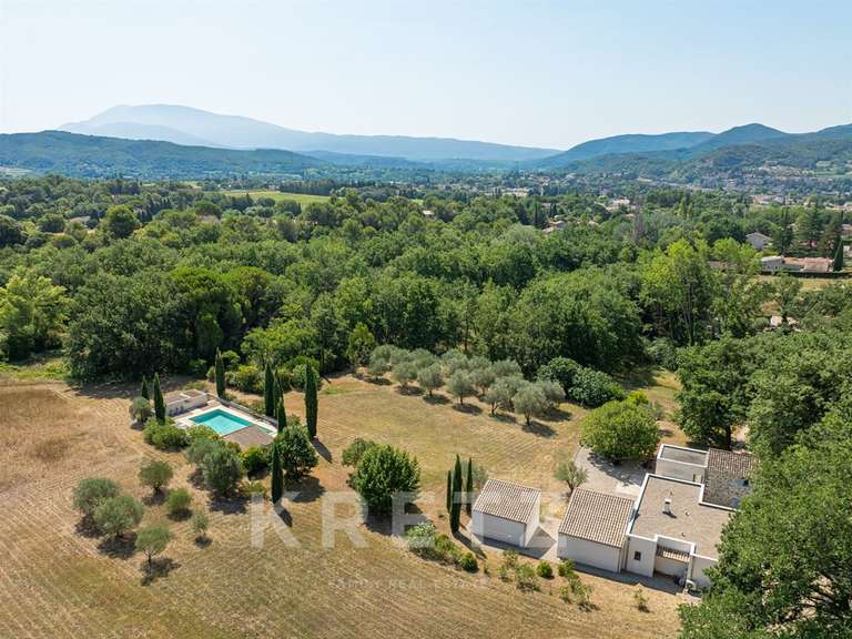 Maison Vaison-la-Romaine - 3 chambres - 175m²