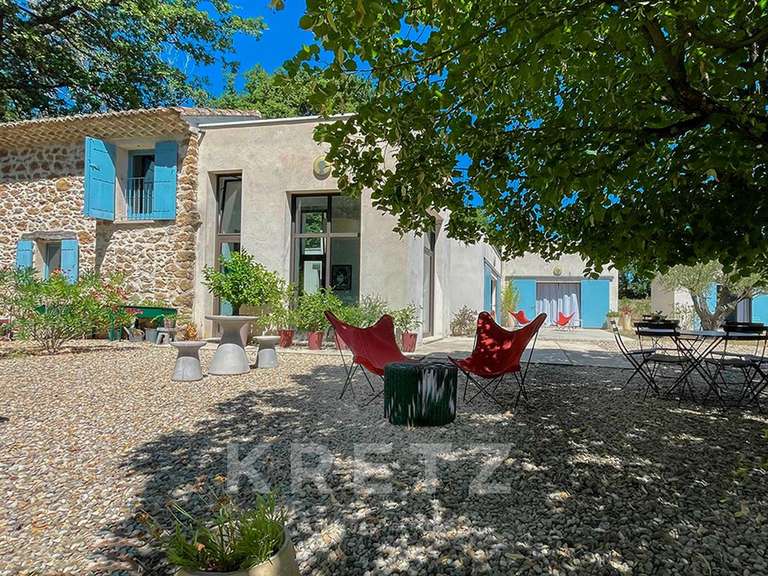 Maison Vaison-la-Romaine - 3 chambres - 175m²