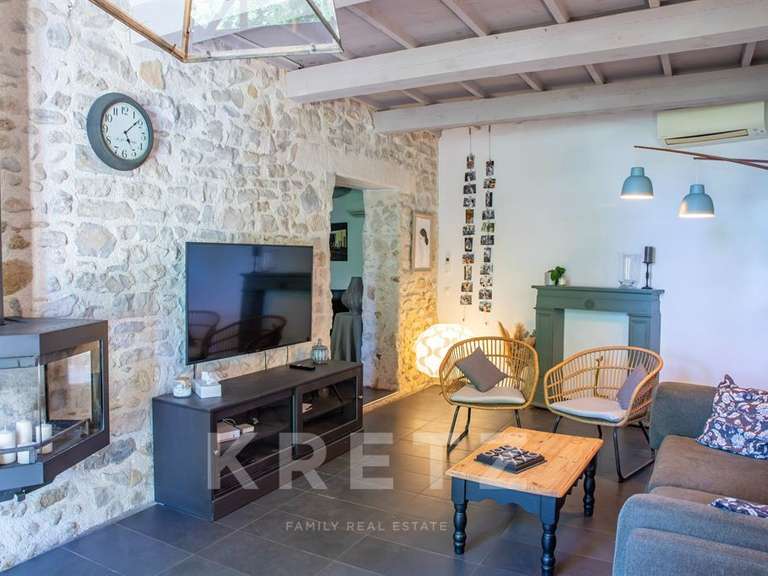 Maison Vaison-la-Romaine - 5 chambres - 198m²