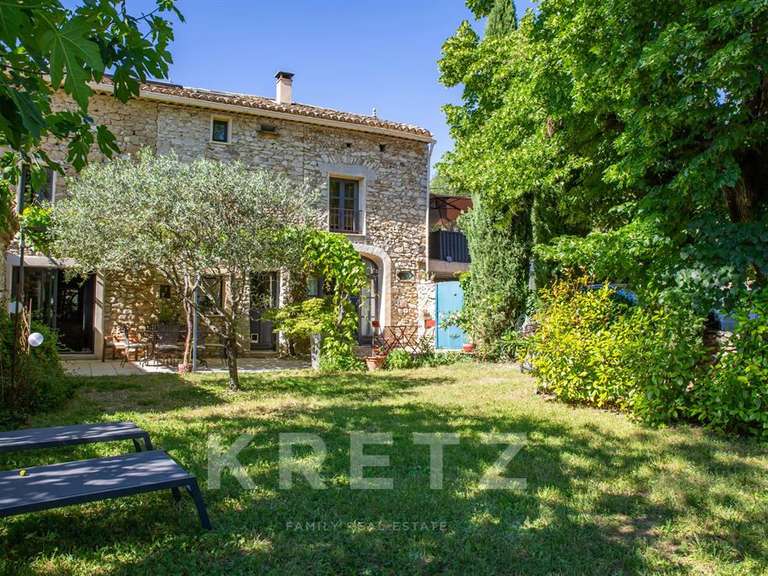 Maison Vaison-la-Romaine - 5 chambres - 198m²