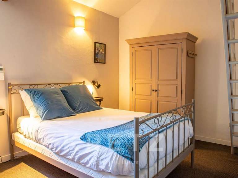 Maison Vaison-la-Romaine - 5 chambres - 198m²