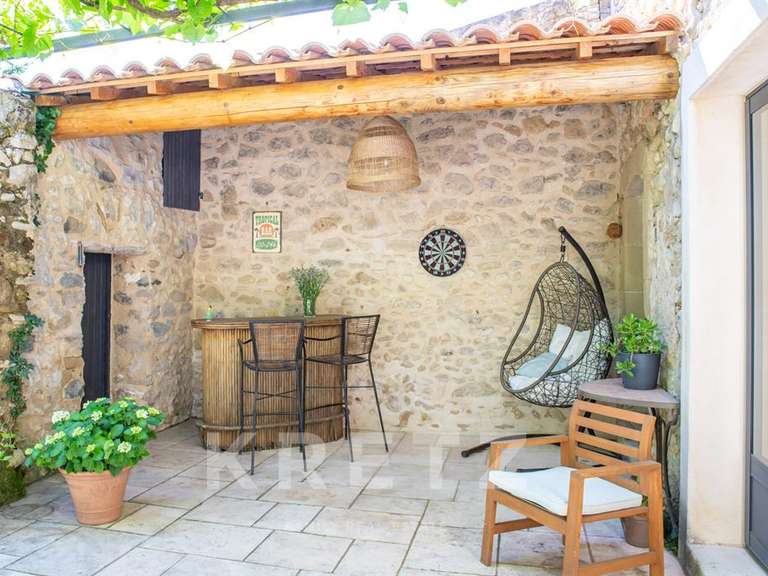 Maison Vaison-la-Romaine - 5 chambres - 198m²