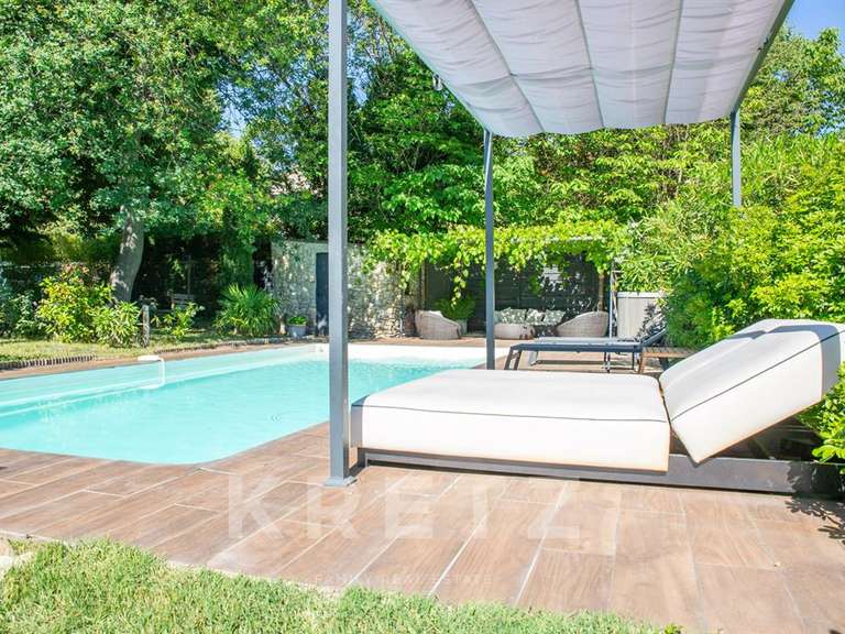 Maison Vaison-la-Romaine - 5 chambres - 198m²