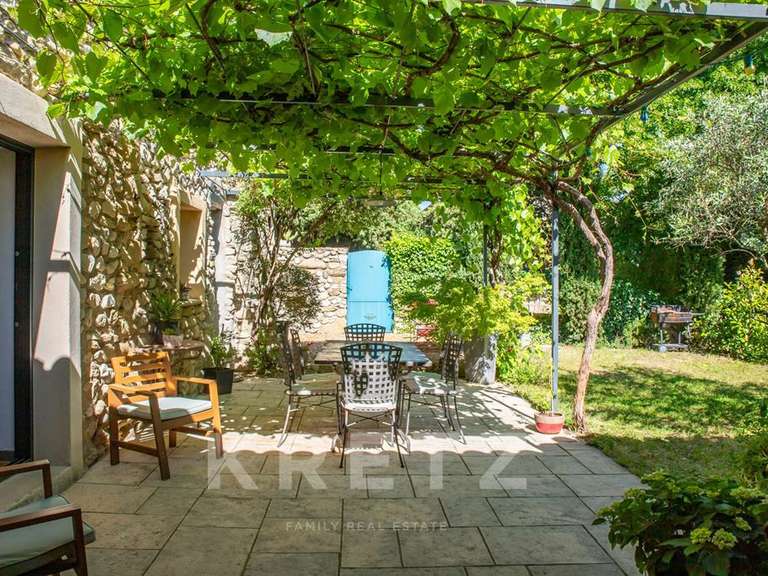 Maison Vaison-la-Romaine - 5 chambres - 198m²