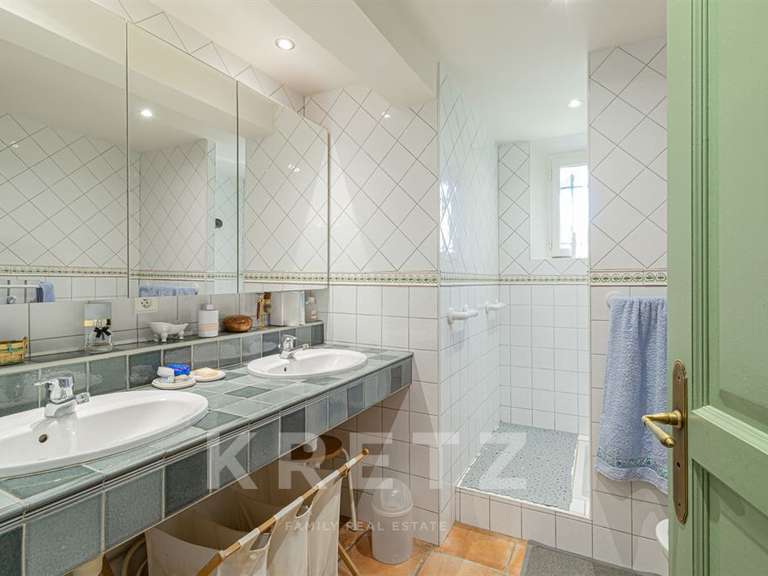 Maison Vaison-la-Romaine - 6 chambres - 216m²