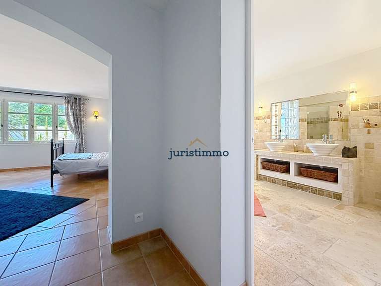 Maison Vaison-la-Romaine - 5 chambres - 295m²