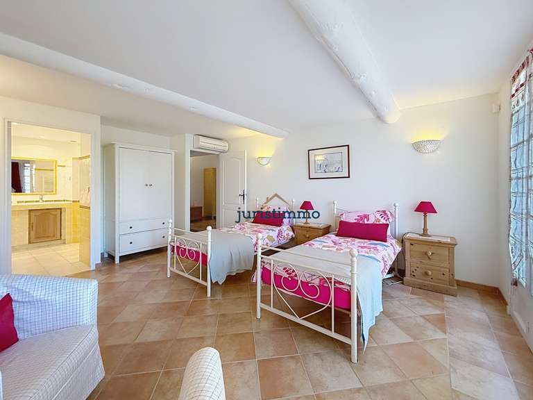Maison Vaison-la-Romaine - 5 chambres - 295m²