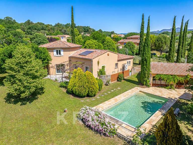 Maison Vaison-la-Romaine - 5 chambres - 255m²