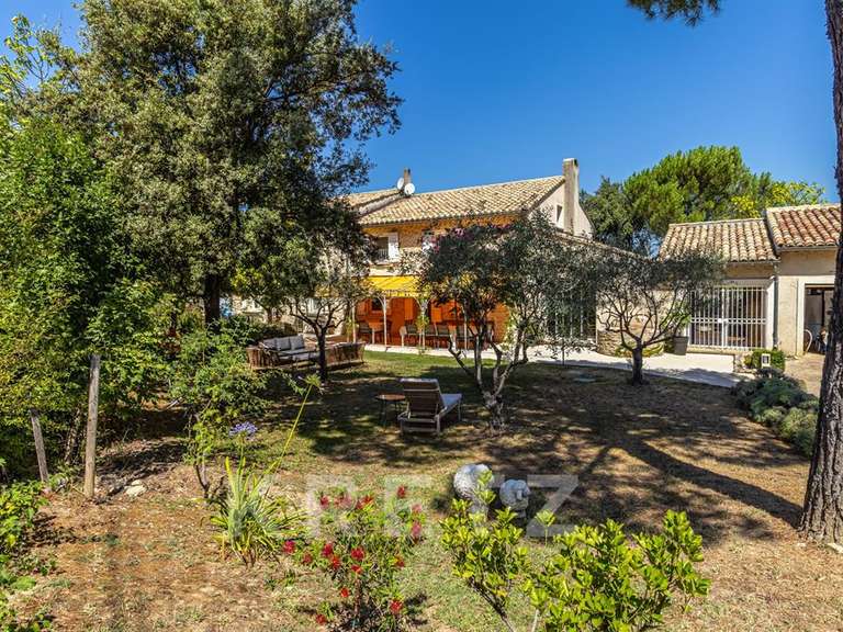 Maison Vaison-la-Romaine - 6 chambres - 275m²