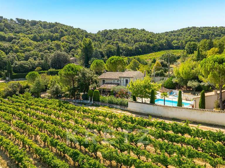 Maison Vaison-la-Romaine - 6 chambres - 275m²