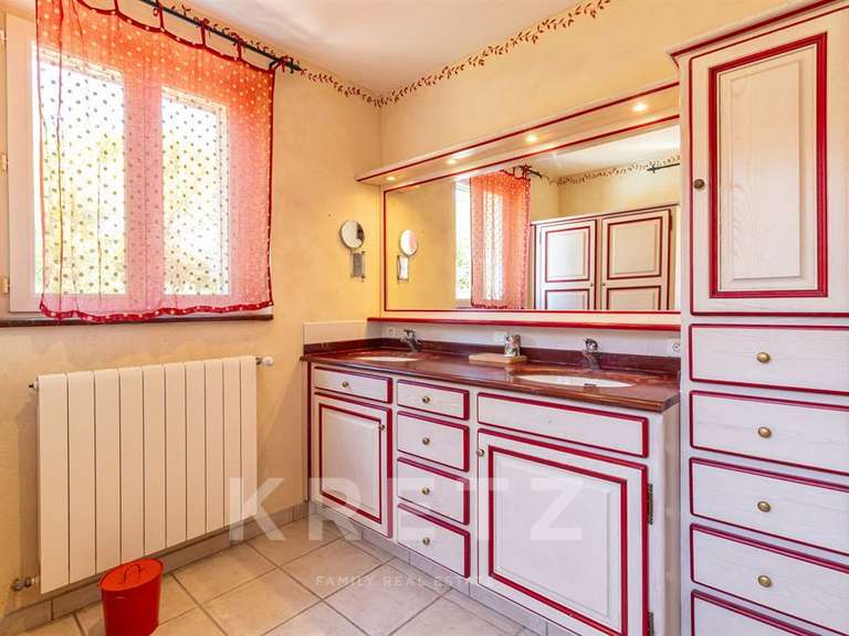 Maison Vaison-la-Romaine - 6 chambres - 275m²